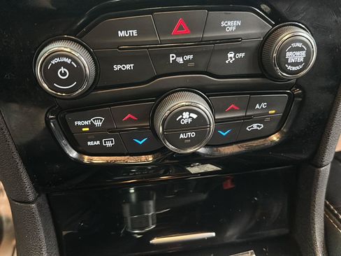 Used 2017 Chrysler 300 S w/ 300S Premium Group AWD/4WD image 26