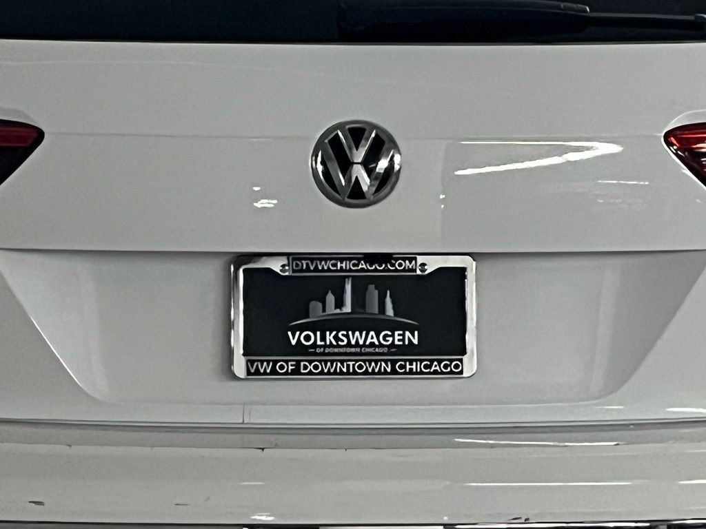 Used 2021 Volkswagen Tiguan SEL w/ 2-Row Tiguan MDO Package AWD/4WD image 35