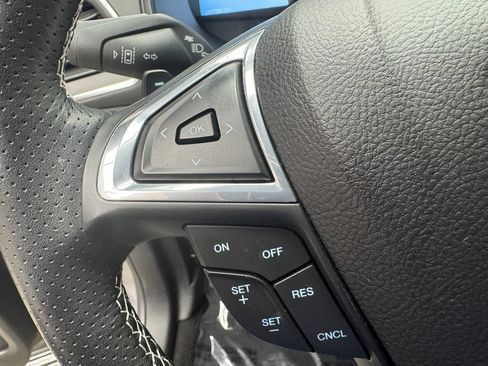 Used 2023 Ford Edge ST AWD/4WD image 14