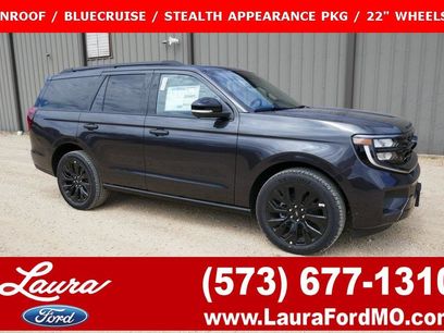 New 2025 Ford Expedition Platinum w/ Stealth Appearance Package
