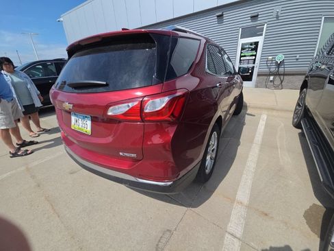 Used 2018 Chevrolet Equinox Premier FWD image 6