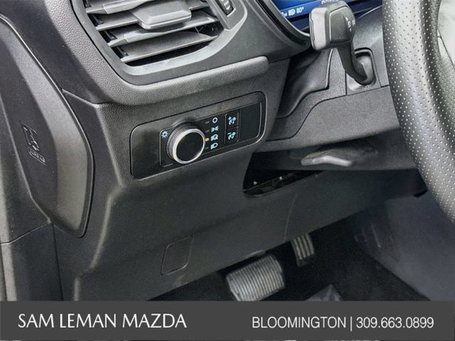Used 2025 Ford Escape ST-Line FWD image 14