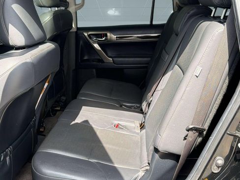 Used 2019 Lexus GX 460 w/ Navigation Package AWD/4WD image 21