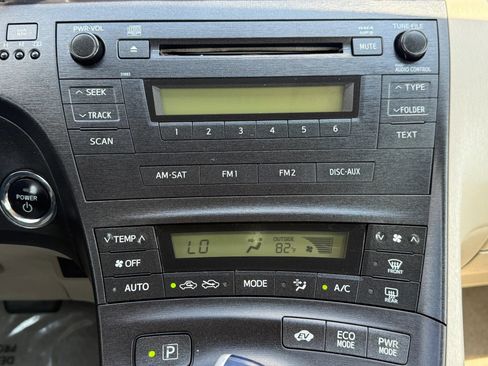 Used 2011 Toyota Prius Two FWD image 26