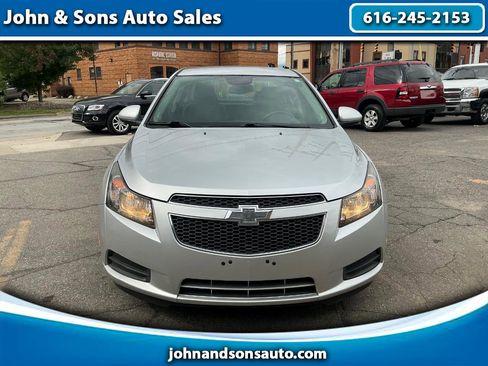 Used 2014 Chevrolet Cruze LT image 1