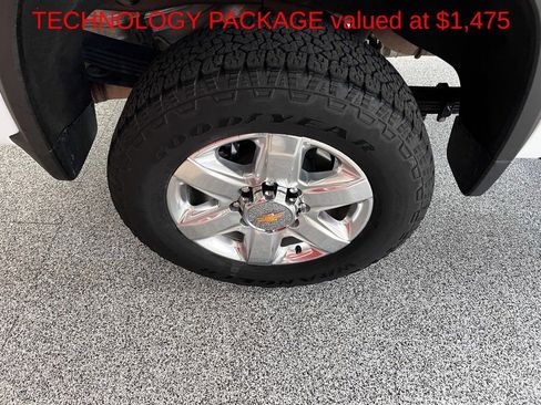 Used 2023 Chevrolet Silverado 2500 LTZ w/ LTZ Convenience Package image 11