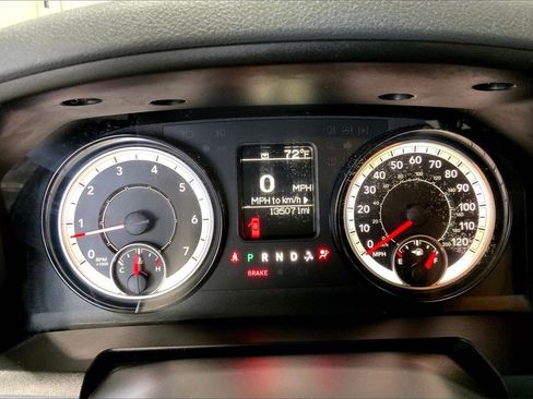 Used 2019 RAM 1500 Tradesman w/ Chrome Appearance Group image 22