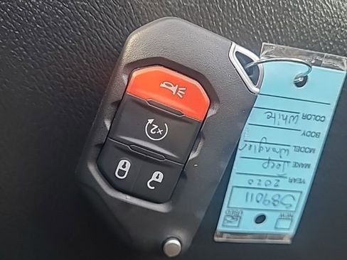 Used 2020 Jeep Wrangler Unlimited Sahara w/ Uconnect 4C Nav & Sound Group image 26