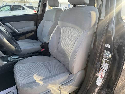Used 2015 Subaru Forester 2.5i w/ Alloy Wheel Package AWD/4WD image 13