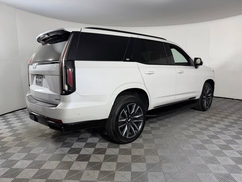 Used 2021 Cadillac Escalade Sport image 5