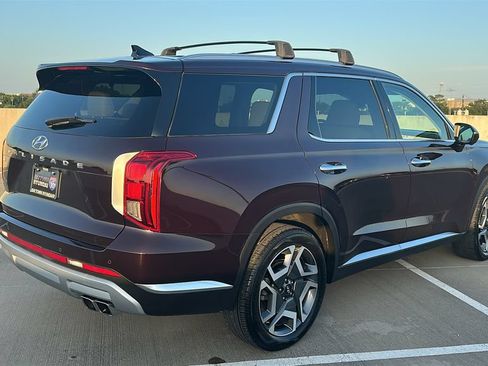 Used 2024 Hyundai Palisade Limited FWD image 13