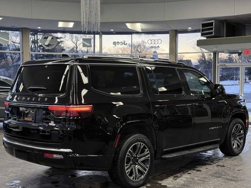 Used 2024 Jeep Wagoneer 4WD w/ Premium Group I image 6