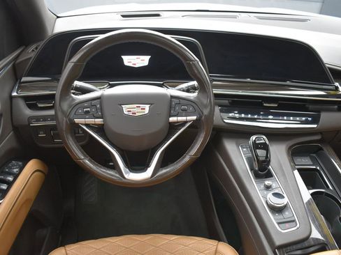 Used 2021 Cadillac Escalade Sport w/ Driver Assist Tech Package AWD/4WD image 14