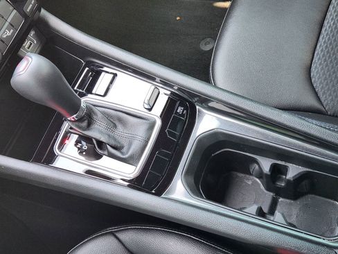 New 2025 Jeep Compass Latitude image 19