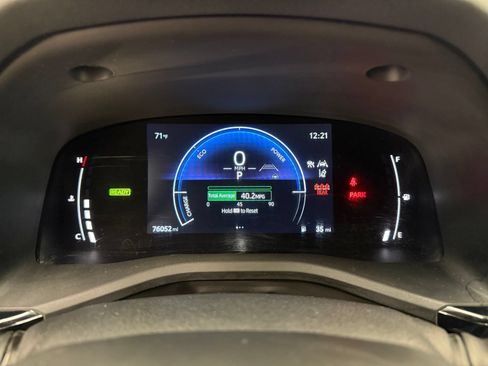 Used 2025 Toyota Camry LE FWD image 13