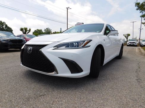 Used 2022 Lexus ES 350 F Sport FWD image 3