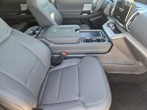 New 2026 Ford Expedition Active RWD image 10
