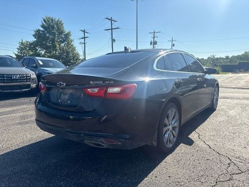 Used 2016 Chevrolet Malibu Premier w/ Driver Confidence Package FWD image 5