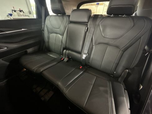 Used 2023 INFINITI QX60 Sensory AWD/4WD image 27