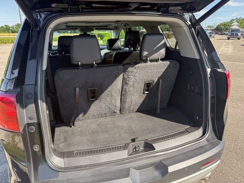 Used 2018 GMC Acadia SLT AWD/4WD image 8