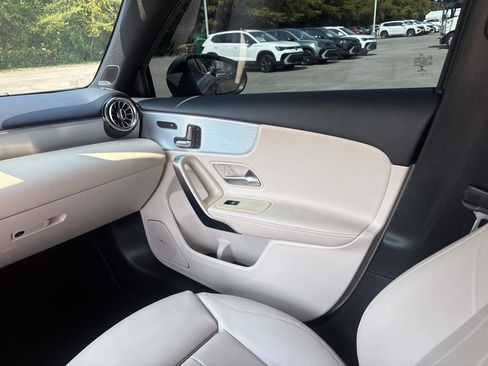 Used 2020 Mercedes-Benz A 220 A 220 image 26