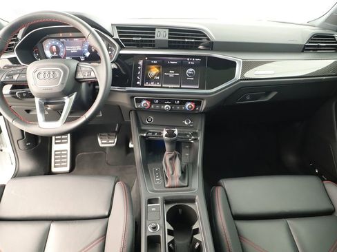 Certified 2025 Audi Q3 2.0T Premium Plus w/ Premium Plus Package AWD/4WD image 19