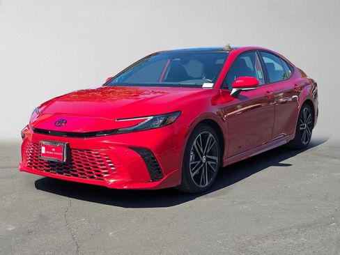 Certified 2025 Toyota Camry XSE w/ Premium Plus Package FWD image 7