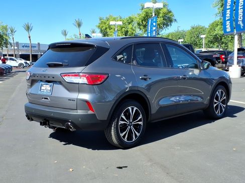 Certified 2021 Ford Escape SEL w/ SEL Stealth AWD Package image 4