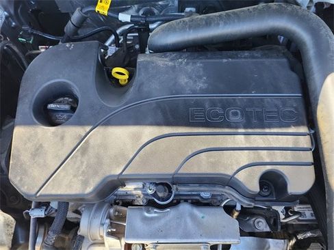 Used 2024 GMC Terrain SLT image 32