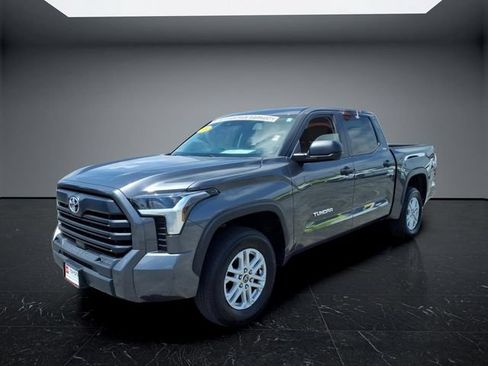 Used 2024 Toyota Tundra SR5 AWD/4WD image 8