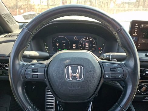 Used 2023 Honda Accord Sport image 19