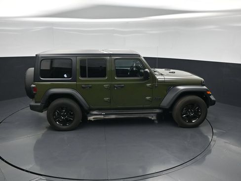 Used 2021 Jeep Wrangler Unlimited Sport AWD/4WD image 35