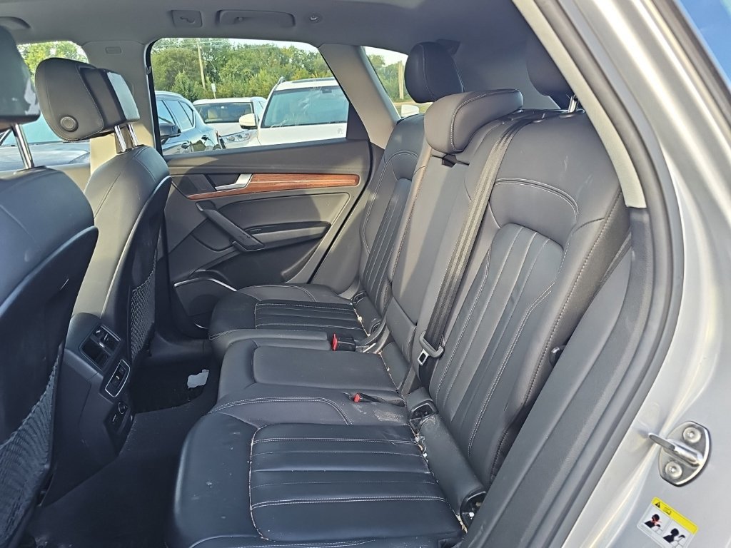 Certified 2022 Audi Q5 2.0T Premium w/ Convenience Package AWD/4WD image 12