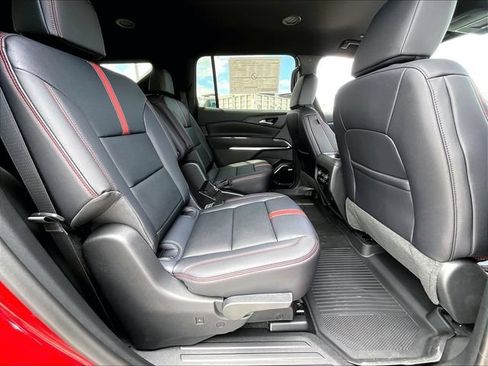 New 2026 Chevrolet Traverse RS w/ LPO, Floor Liner Package AWD/4WD image 26