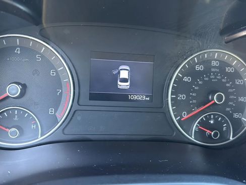 Used 2019 Kia Optima LX image 30