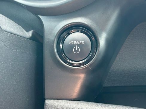 Used 2025 Toyota Sienna XSE image 31