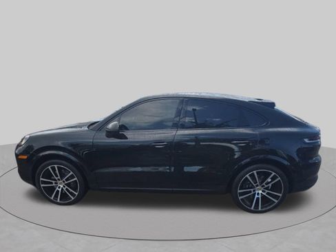 Used 2024 Porsche Cayenne Coupe AWD/4WD image 8
