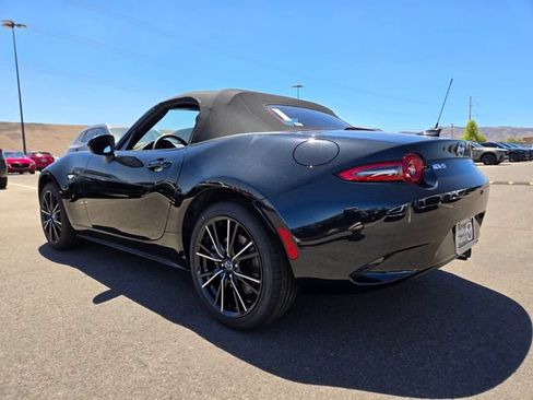 New 2026 MAZDA MX-5 Miata Grand Touring RWD image 3
