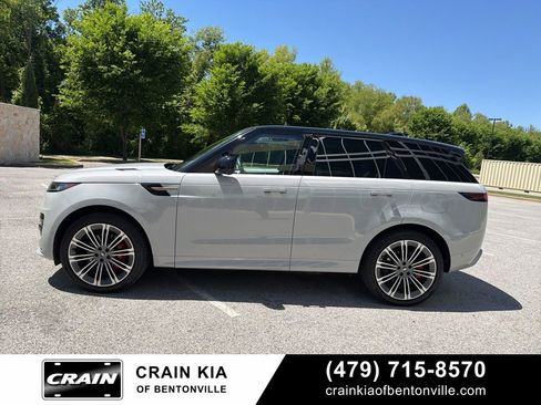 Used 2025 Land Rover Range Rover Sport Dynamic SE AWD/4WD image 10