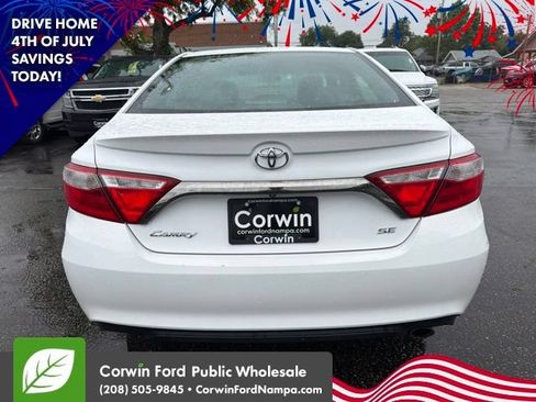 Used 2016 Toyota Camry SE FWD image 6