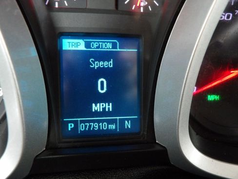 Used 2017 Chevrolet Equinox LT w/ Convenience Package image 21