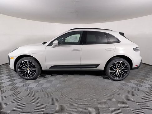 New 2026 Porsche Macan AWD/4WD image 2
