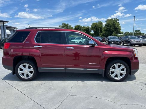Used 2016 GMC Terrain SLE w/ Chrome Edition AWD/4WD image 3