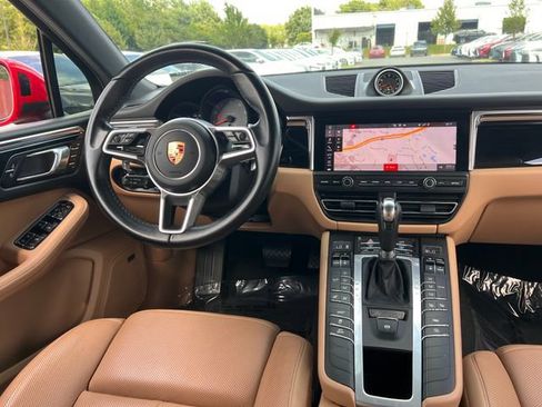 Used 2021 Porsche Macan S AWD/4WD image 17