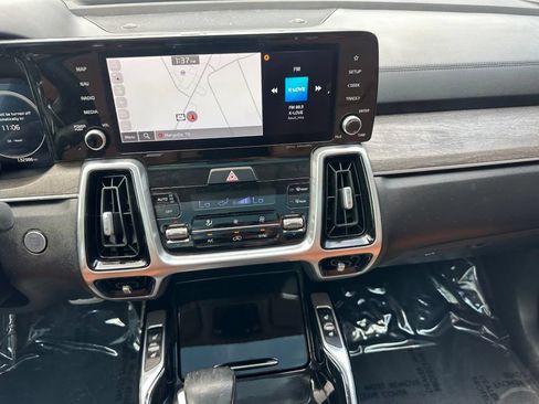 Used 2022 Kia Sorento SX Prestige w/ Rust Color Package AWD/4WD image 32