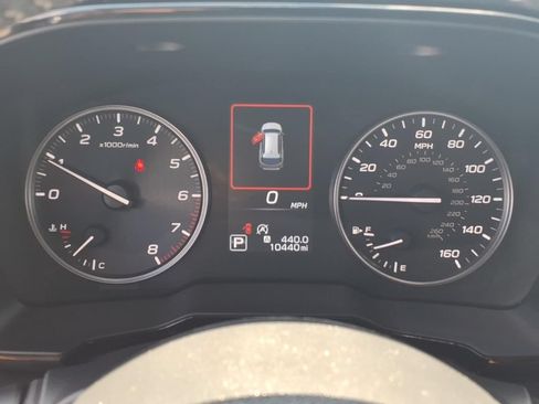Used 2024 Subaru Outback Premium AWD/4WD image 6