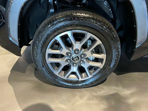 Used 2023 Toyota Tundra 1794 Edition image 10