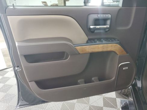 Used 2017 Chevrolet Silverado 3500 LTZ w/ Duramax Plus Package image 27