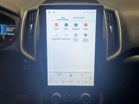 Used 2024 Ford Edge SEL image 25