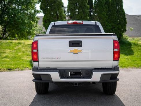 Used 2017 Chevrolet Colorado W/T w/ WT Convenience Package AWD/4WD image 6